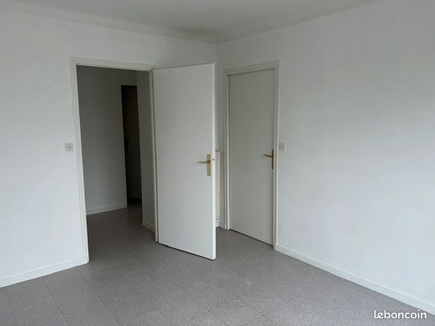 Appartement 2 pièces 61 m² — 5