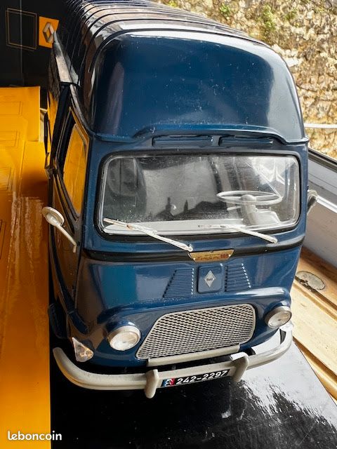 NOREV RENAULT ESTAFETTE GENDARMERIE NATIONALE SECOURS ROUTIER 1960 NOIR