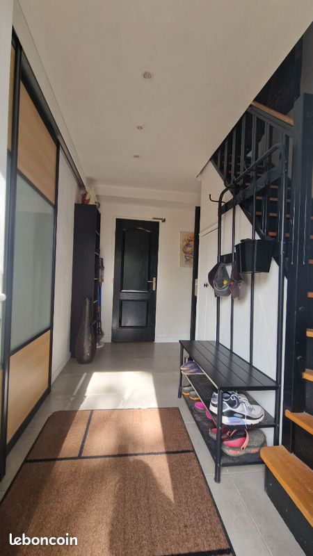 Maison 6 pièces 146 m² · à Montaigu-Vendée · 146 m² · 275 000 €