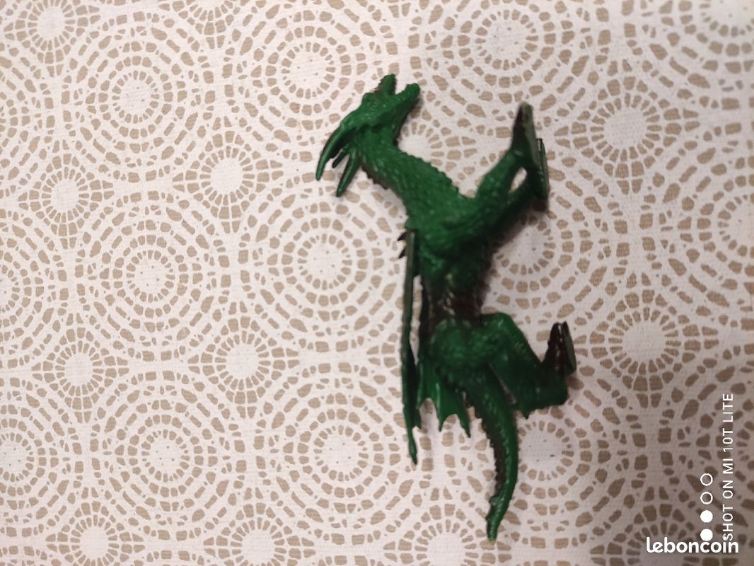 Lot de 10 petites figurines dragons (image 2)