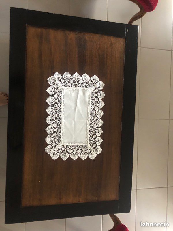 Petite table de salon (image 1)