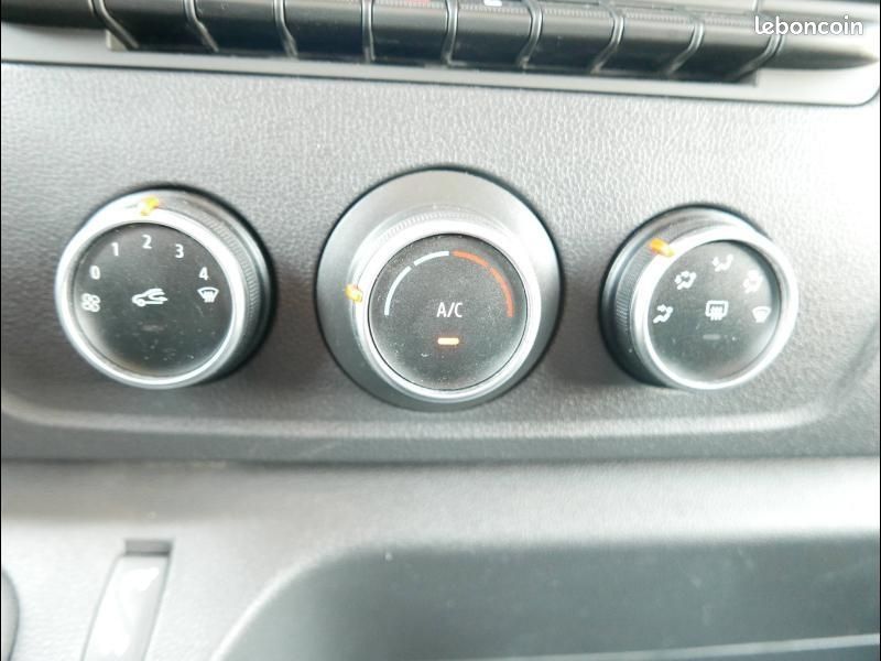 Renault Master Fg F3500 L2H2 2.3 Blue dCi 135ch Confort Euro6E (image 21)