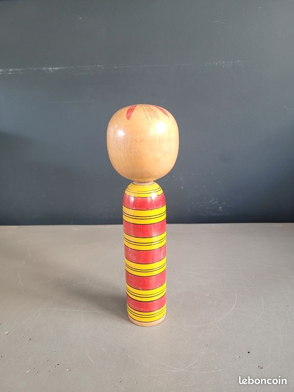 POUPÉE JAPONAISE KOKESHI ancienne en bois traditionnelle vintage de