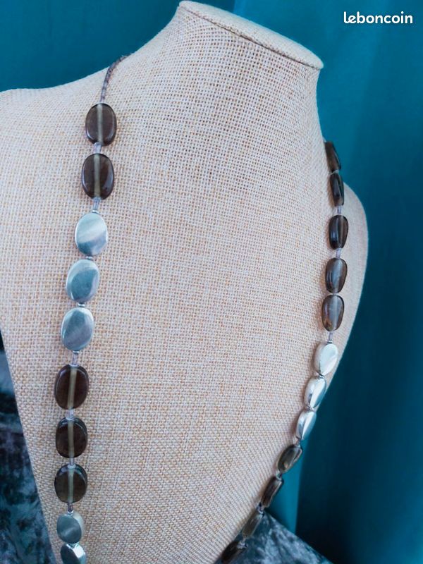 Estimation Bijoux: Collier de perles ancien