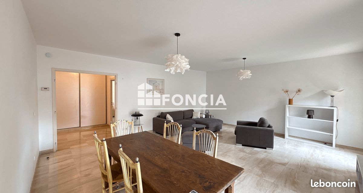 Appartement 3 pièces 98 m² · à Nîmes · 98 m² · 1 300 €/mois