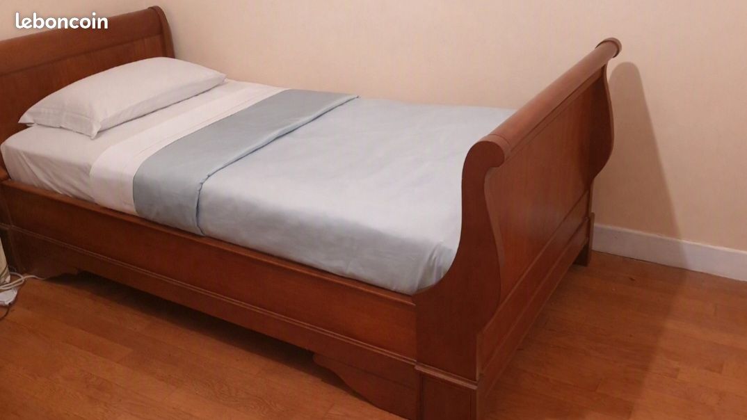 Lit bateau en bois massif - 90 x 190 cm (image 1)