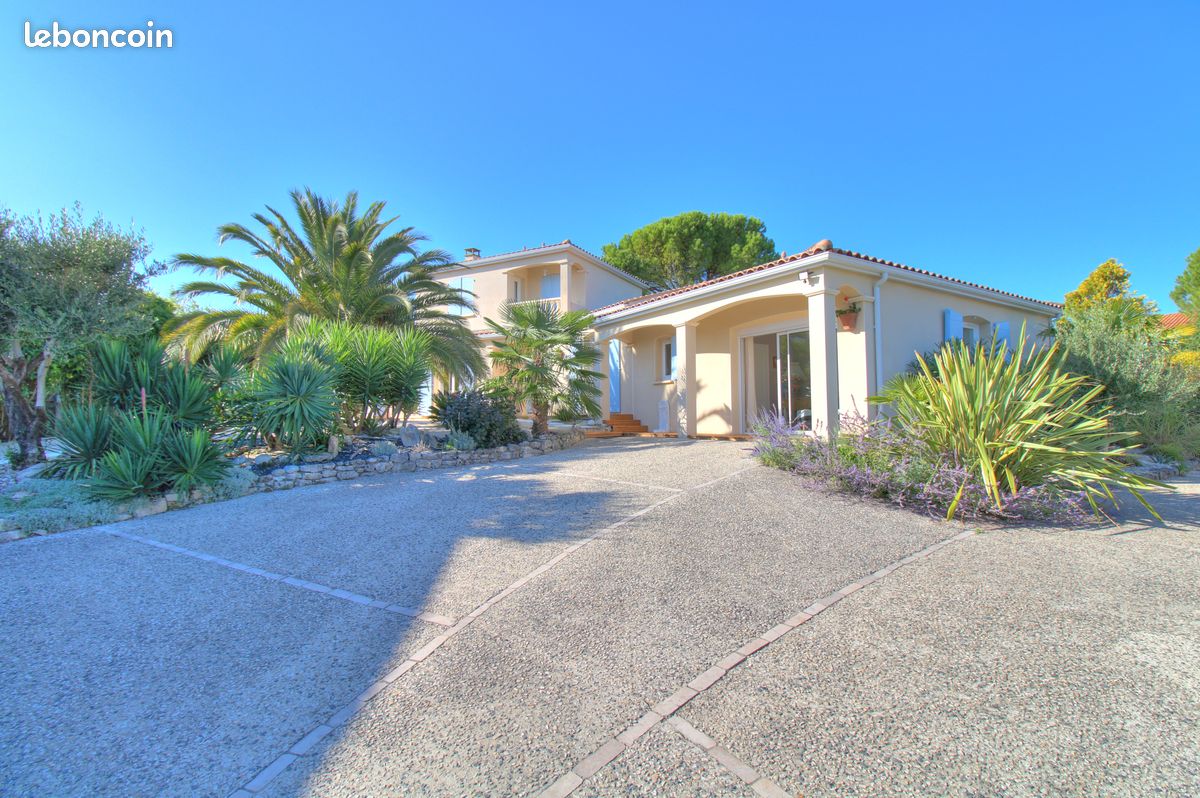 Maison 6 pièces 167 m² · à Saint-Sulpice-de-Royan · 167 m² · 690 000 €