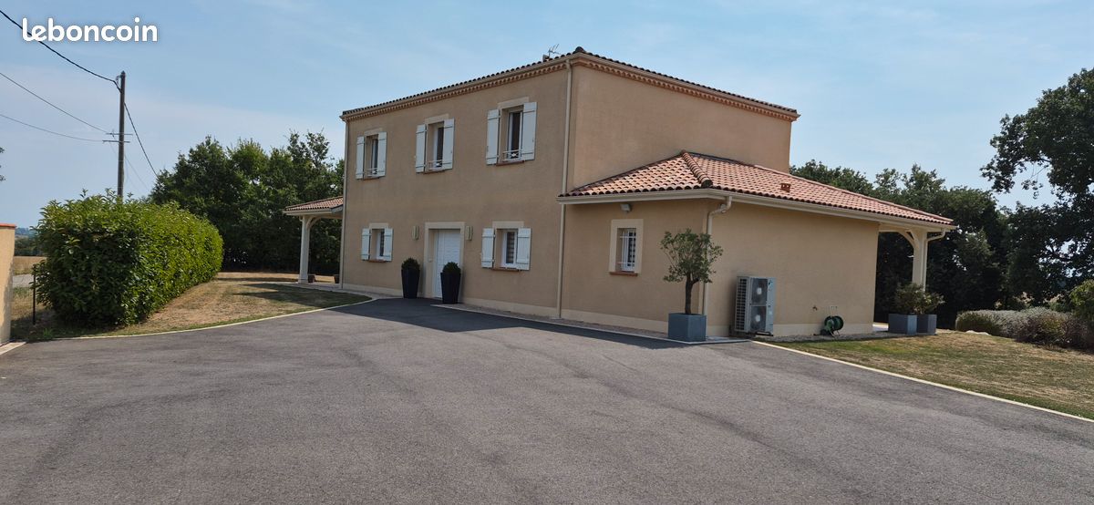 Maison 7 pièces 216 m² · à L'Isle-Jourdain · 216 m² · 449 000 €
