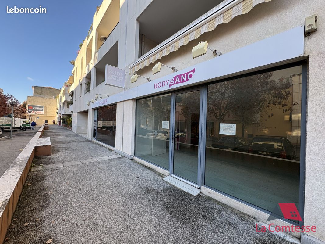 Local commercial 76 m² Aubagne (image 1)