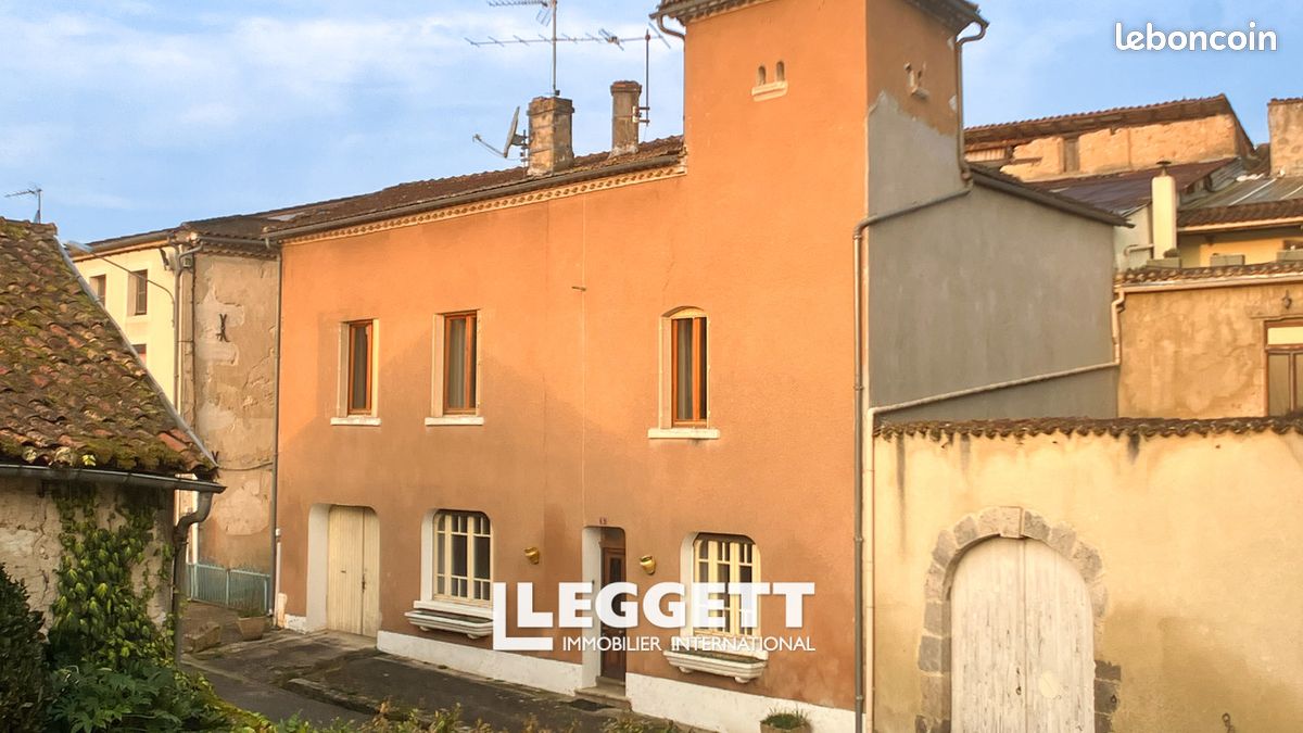 Maison 12 pièces 300 m² · à Sos · 300 m² · 95 000 €