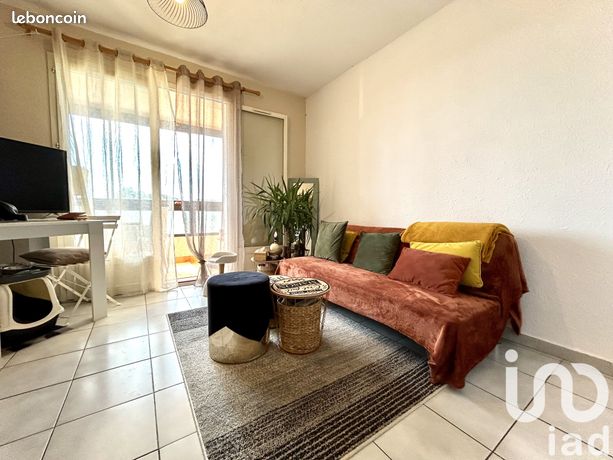 Studio 1 pièce 23 m²