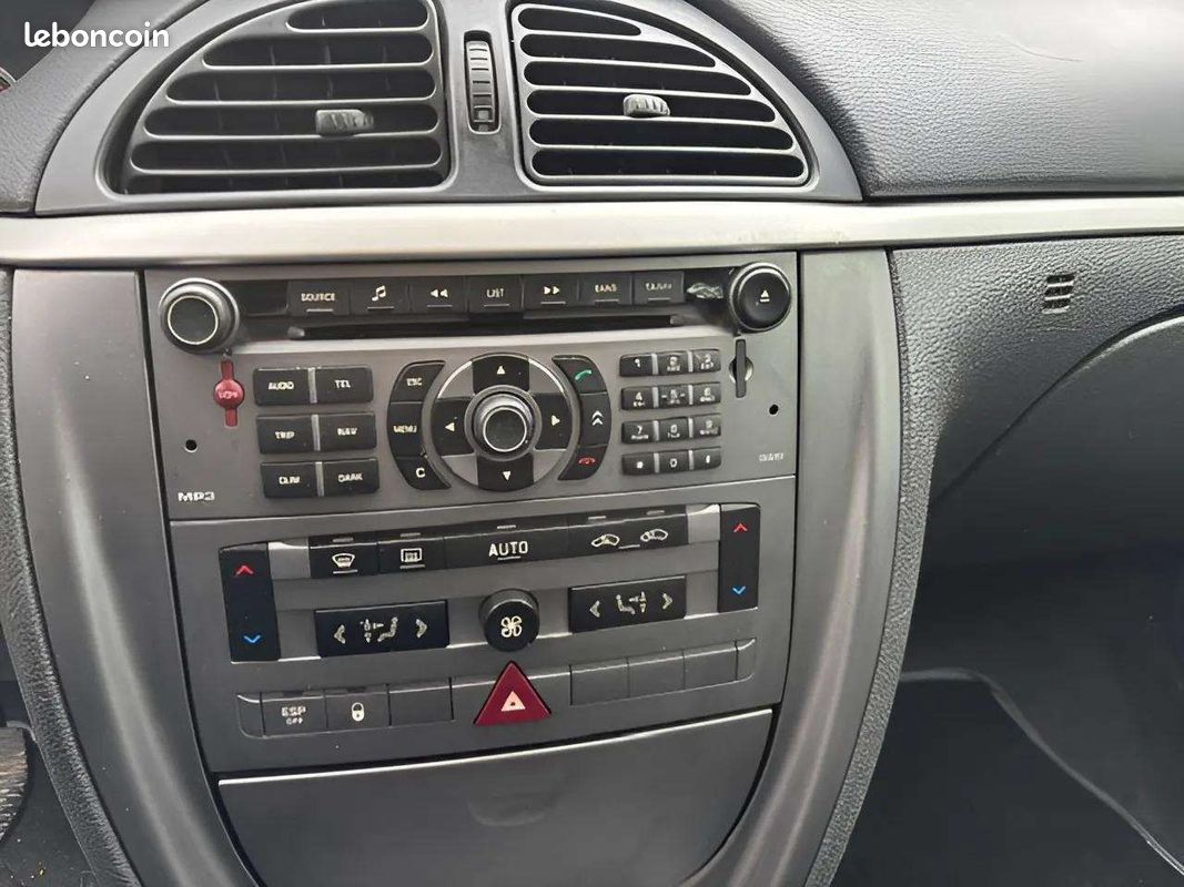 Citroen C5 1.6 HDI110 PACK AMBIANCE FAP (image 19)