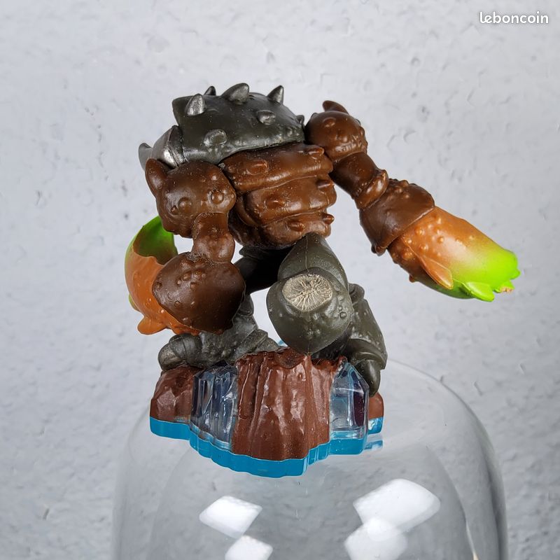 Skylanders Endommagé (Swap Force) Scorp (manque la queue) Normal (image 2)