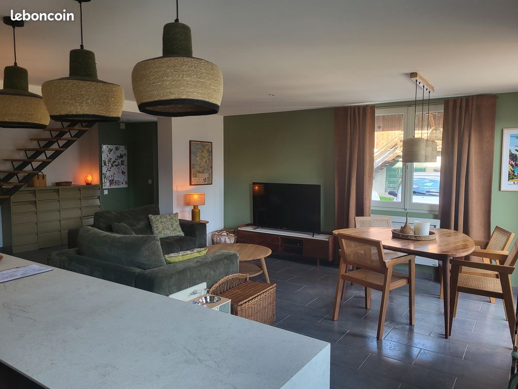 Maison 6 pièces 160 m² · à Thyez · 160 m² · 430 000 €