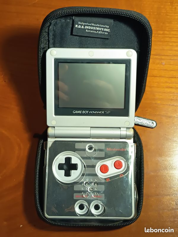 Mode d'emploi Nintendo Gameboy Advance SP (Français - 2 des pages