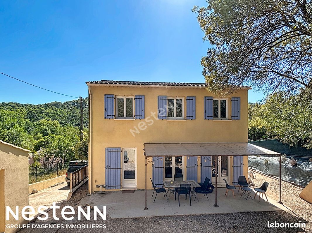 Maison 4 pièces 90 m² · à Vins-sur-Caramy · 90 m² · 325 000 €