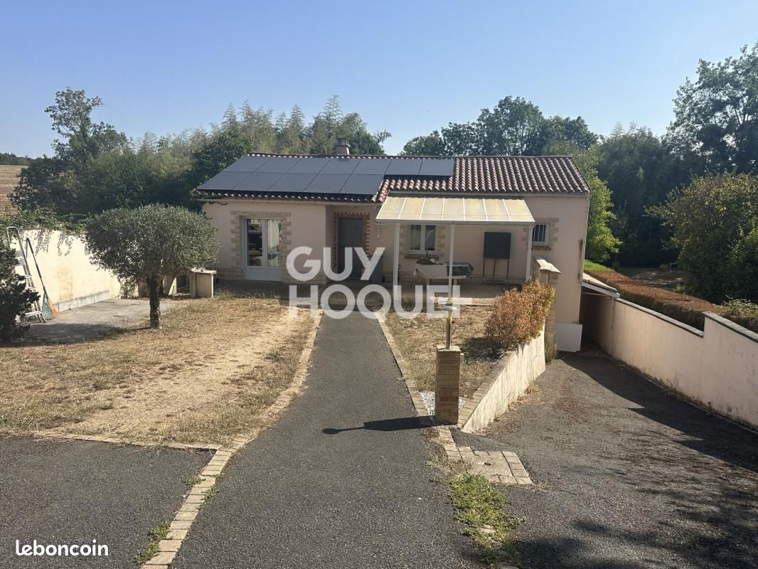 Maison 4 pièces 88 m² · à Fontenay-le-Comte · 88 m² · 230 000 €