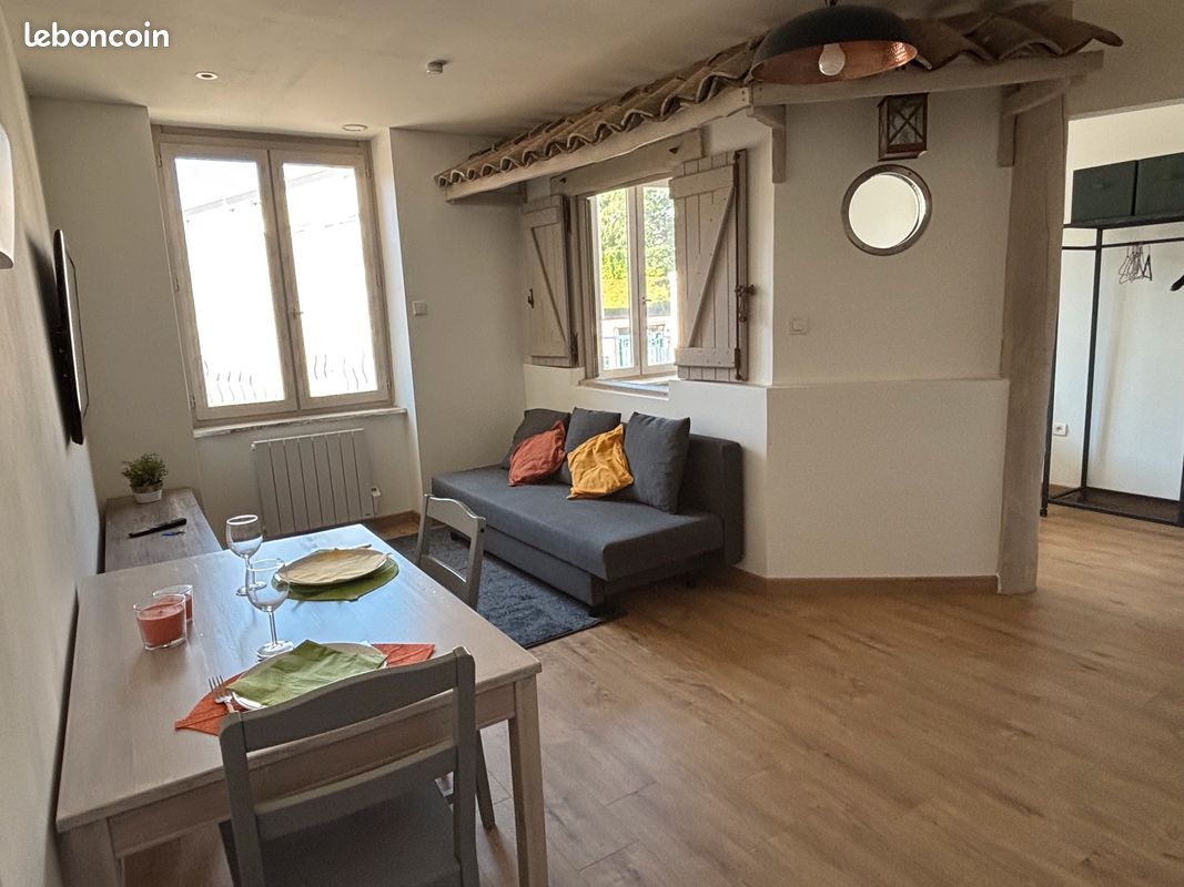 Appartement 2 pièces 28 m² · à Saint-Étienne · 28 m² · 460 €