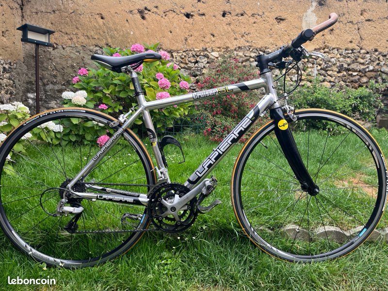 Sympathique Lapierre cruiser sL Équipé Tiagra 3x9v - impeccable- (image 1)