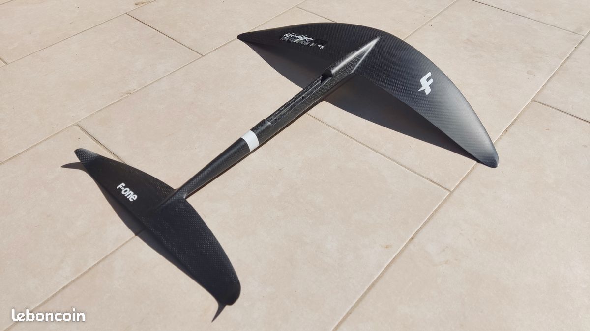 Foil Escape 630 HM F-one pour kitefoil (image 1)