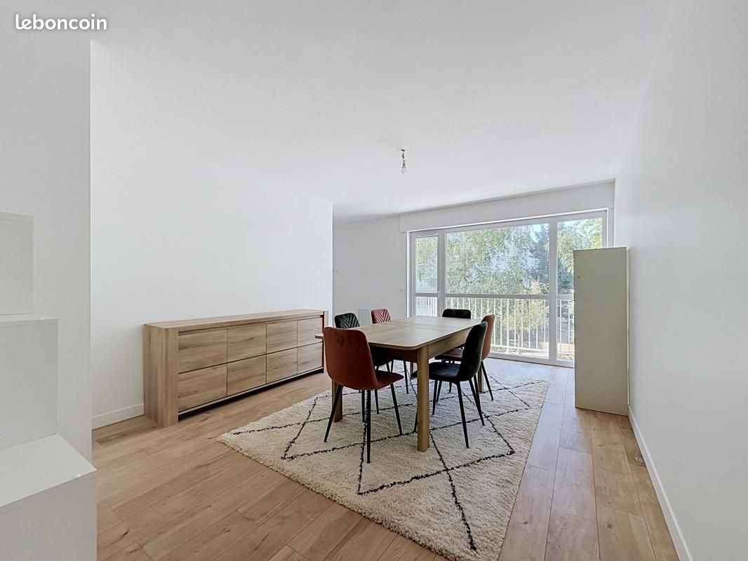 Appartement 3 pièces 73 m² · à La Rochelle · 73 m² · 988 €