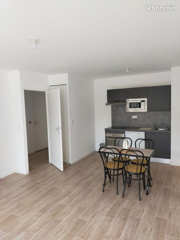 Appartement 2 pièces 45 m² · à Vannes · 45 m² · 735 €/mois