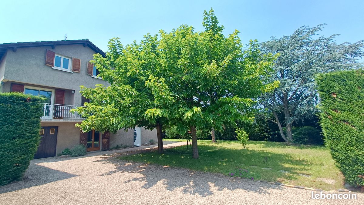 Maison 6 pièces 138 m² · à Veauche · 138 m² · 309 000 €
