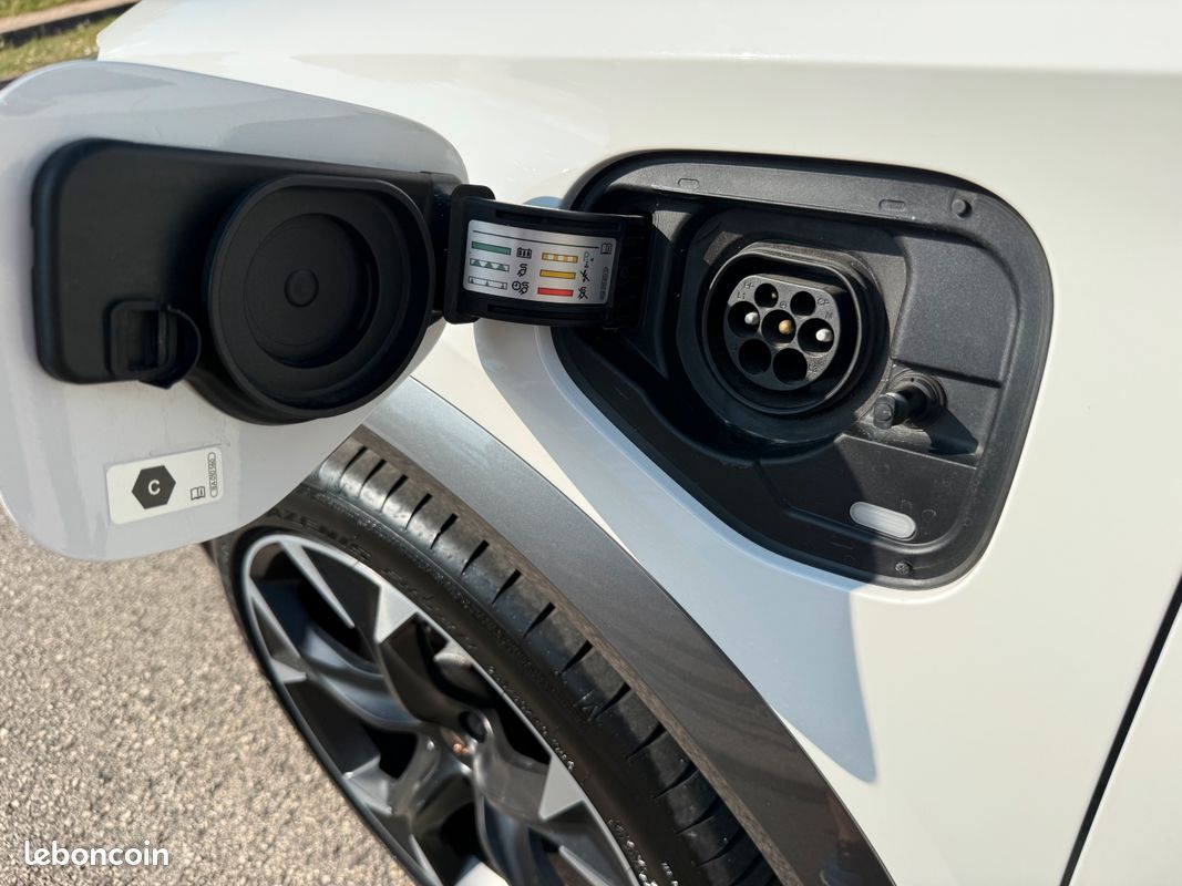CUPRA FORMENTOR 1.4 e-HYBRID 245 ch DSG6 VZ (image 12)