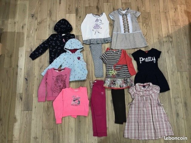 Lot de 31 vêtements fille 5 ans (image 2)