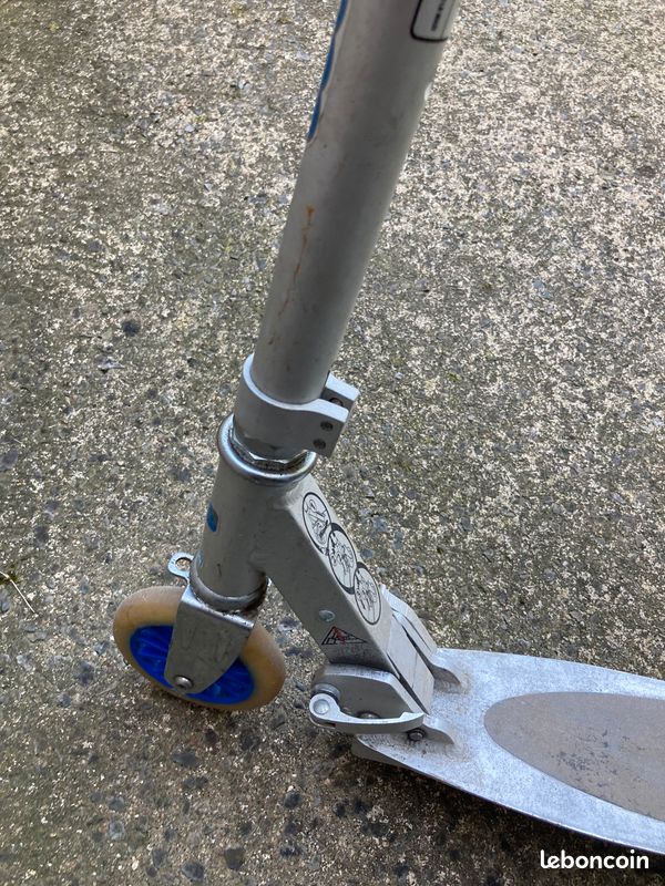 Trottinette (image 2)