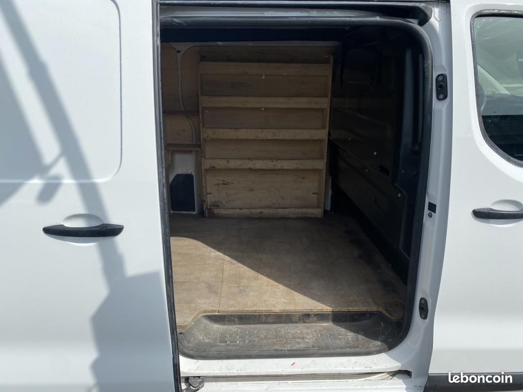 Citroën Jumpy 2.0 BLUE HDI 120 XL CLUB (image 14)