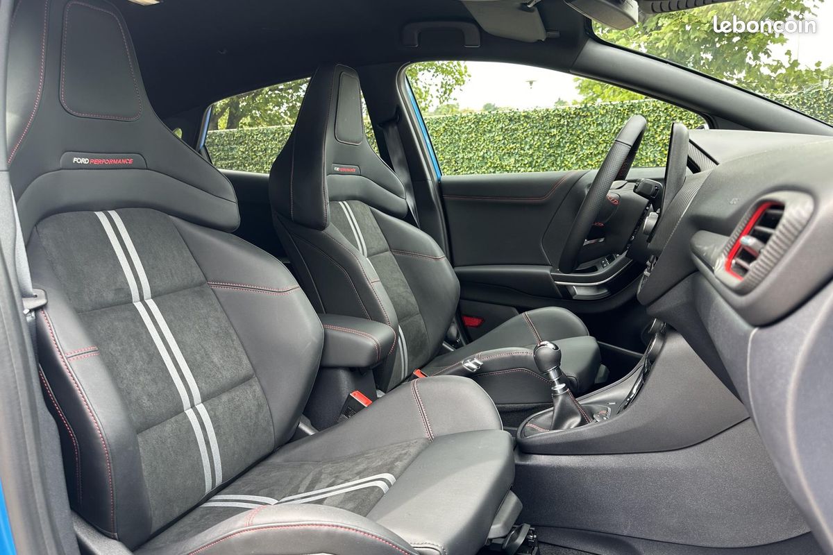 FORD PUMA ST LAST EDITION 200 ch GARANTIE JUSQU\'EN 2028 (image 11)