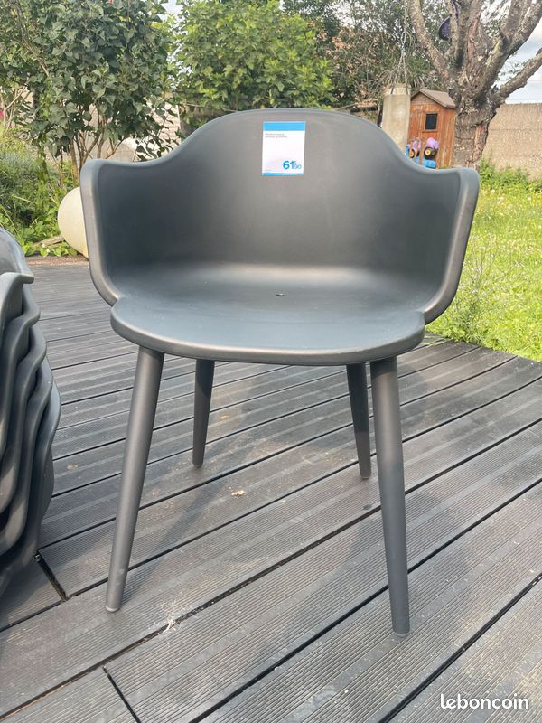 Chaise de jardin (image 1)