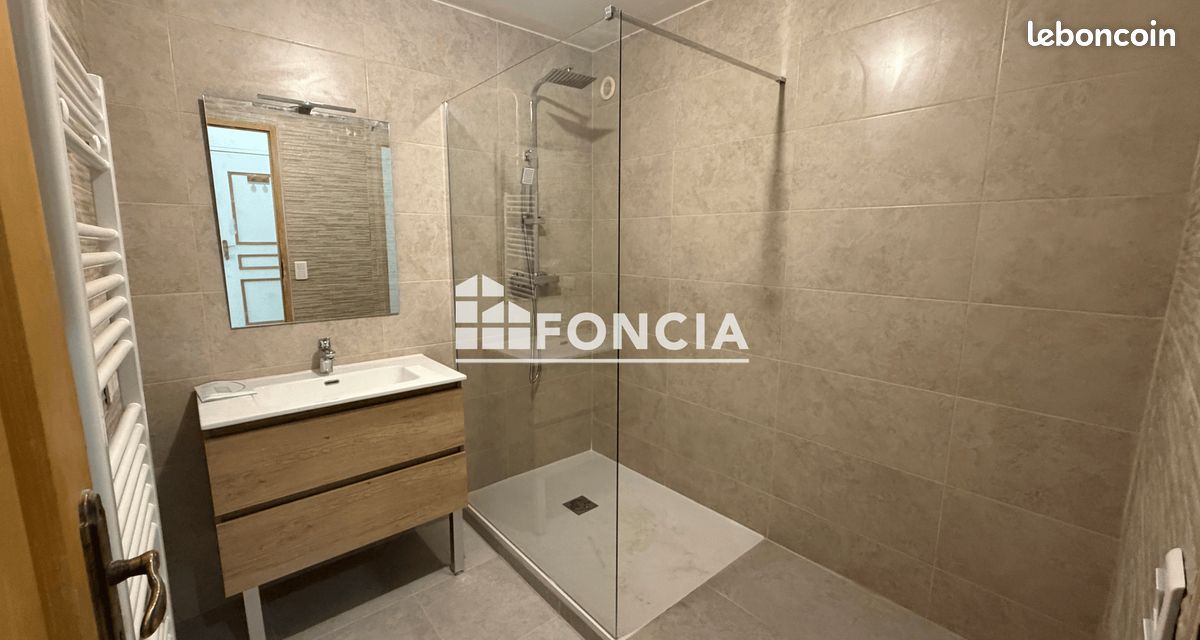 Appartement 3 pièces 82 m² · à Avignon · 82 m² · 908 €