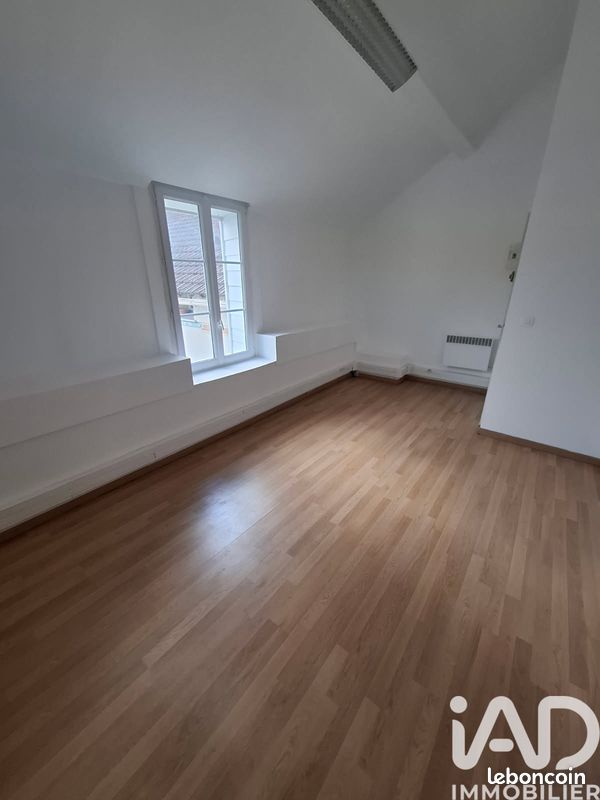 Immeuble 1600 m² Varennes-sur-Seine (image 5)