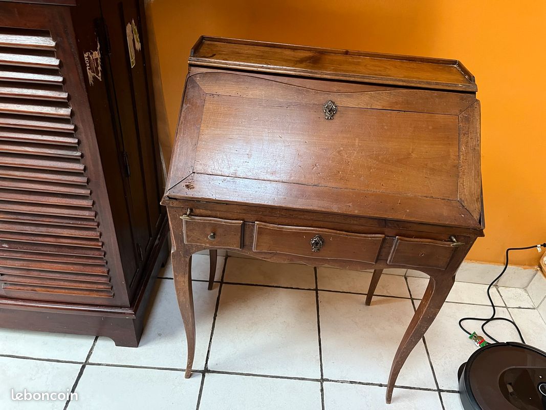 Ancien petit secrétaire bois ciré (image 1)