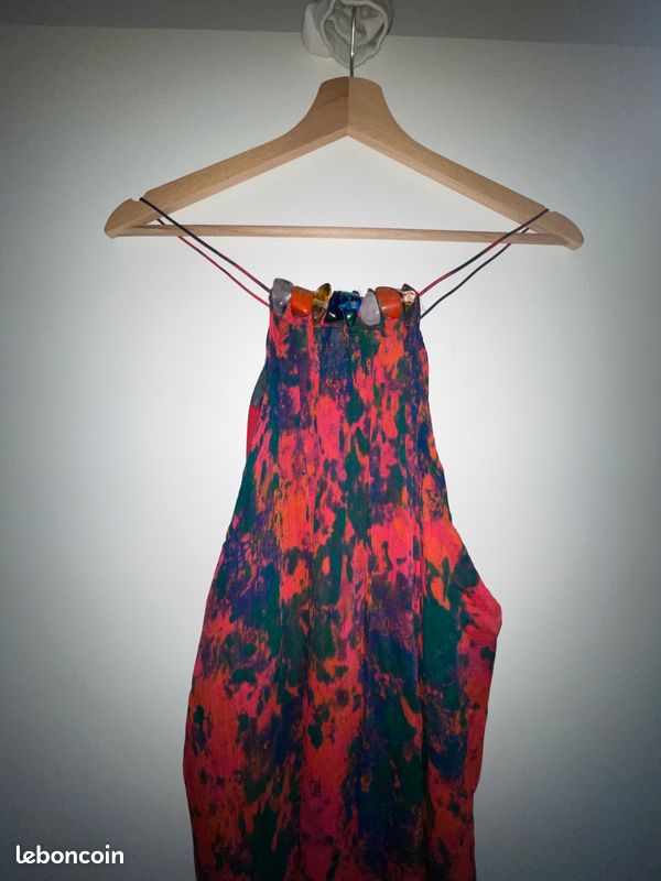 Robe longue bijoux et imprimée rouge Zara Vêtements