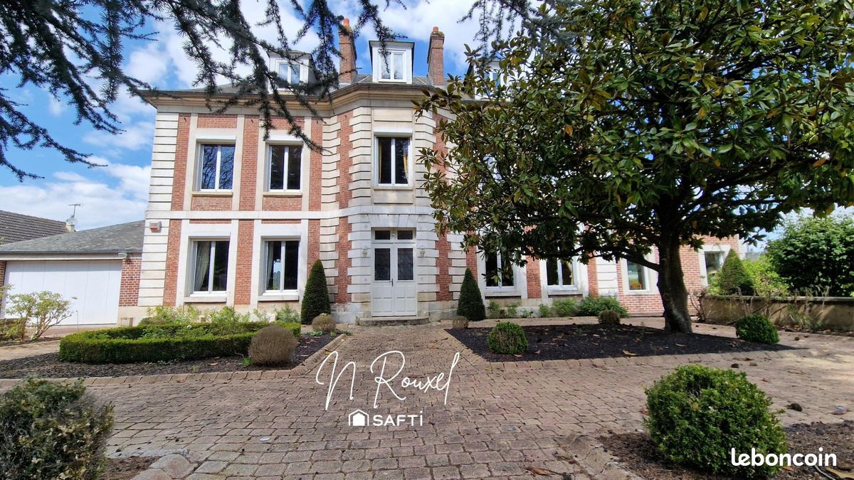 Maison 11 pièces 293 m² · à Pont-Audemer · 293 m² · 595 000 €