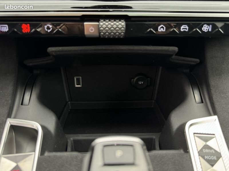Ds DS 7 E-TENSE 225ch Performance Line + / VISION 360 / FOCAL / TOIT OUVRANT (image 28)