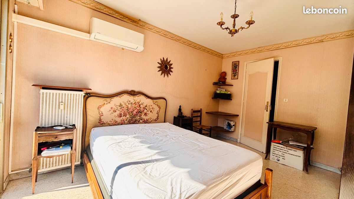 Appartement 2 pièces 54 m² · à Antibes · 54 m² · 220 000 €
