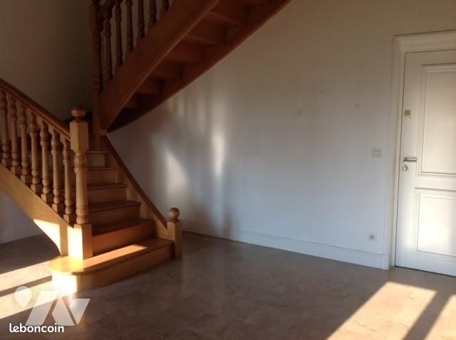 Appartement 4 pièces 116 m² · à Champagne-au-Mont-d'Or · 116 m² · 1 245 €/mois