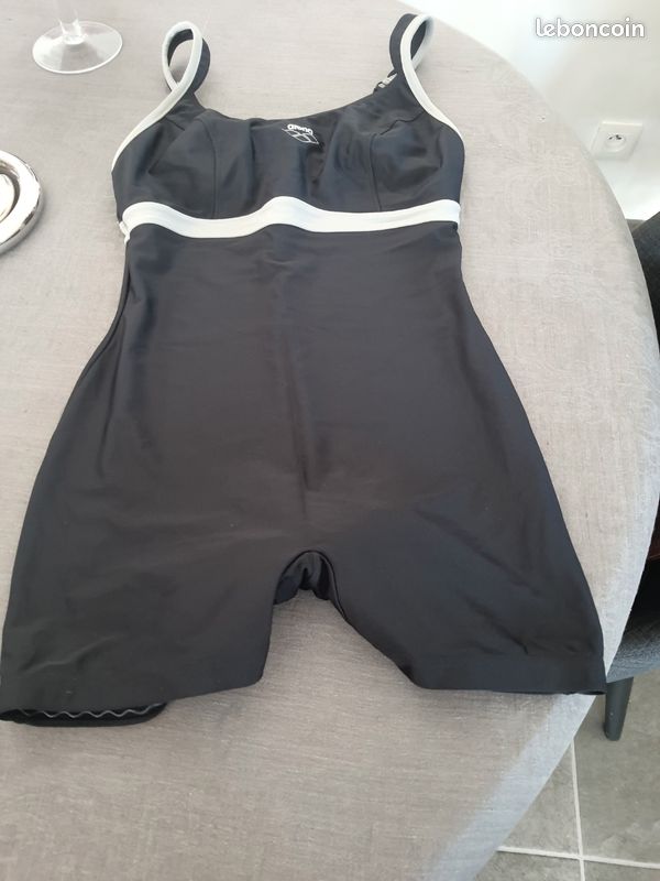 Maillot de bain une pièce (image 3)