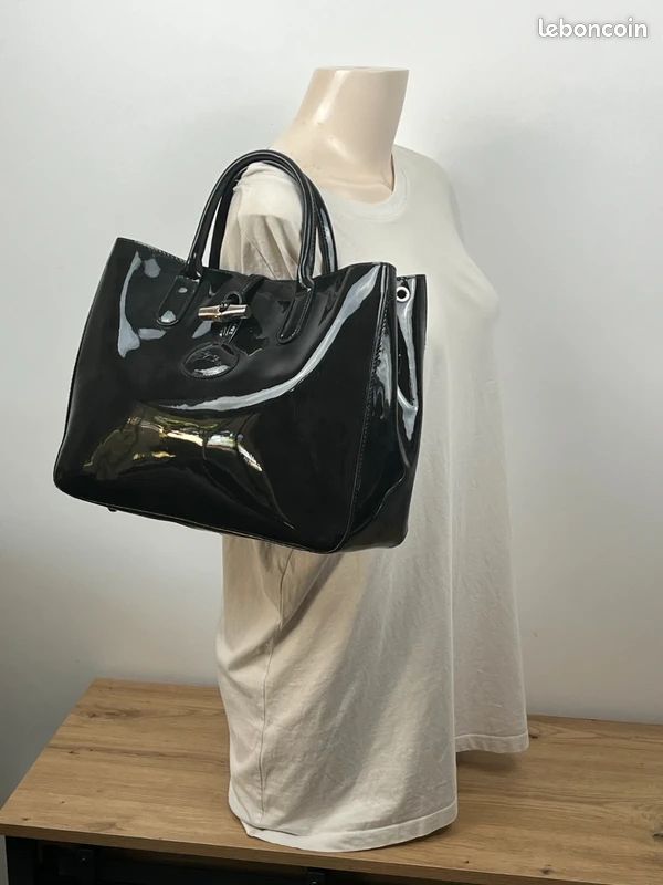 Longchamp Roseau 808 - Sac à main cabas porté épaule ou bandoulière en cuir vernis noir (image 3)