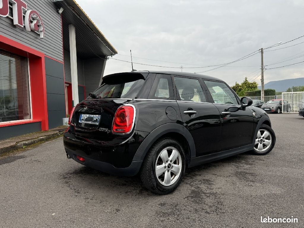 Mini Hatch F55 LCI Cooper D 116 ch (image 3)