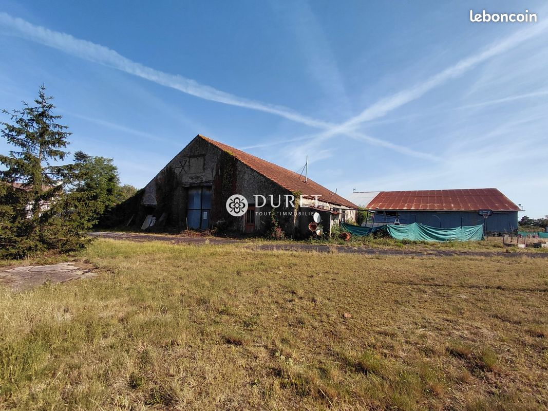 Maison 7 pièces 135 m² · à Coëx · 135 m² · 212 500 €