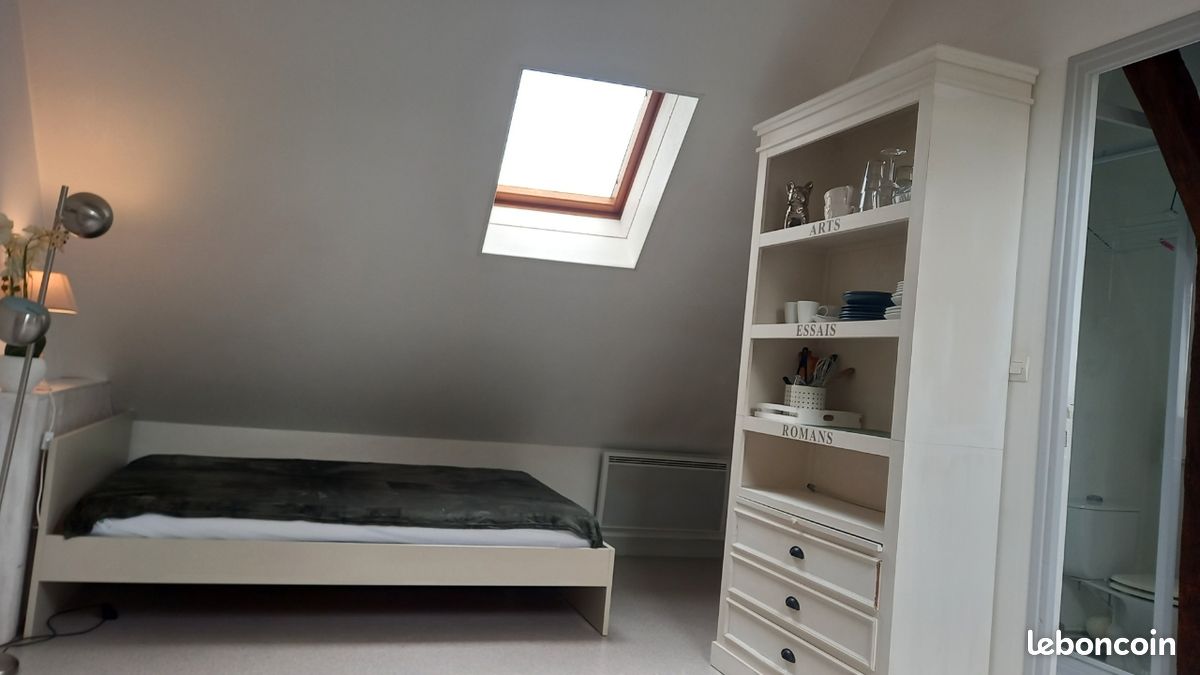 Appartement 1 pièce 15 m² · à Bourges · 15 m² · 395 €
