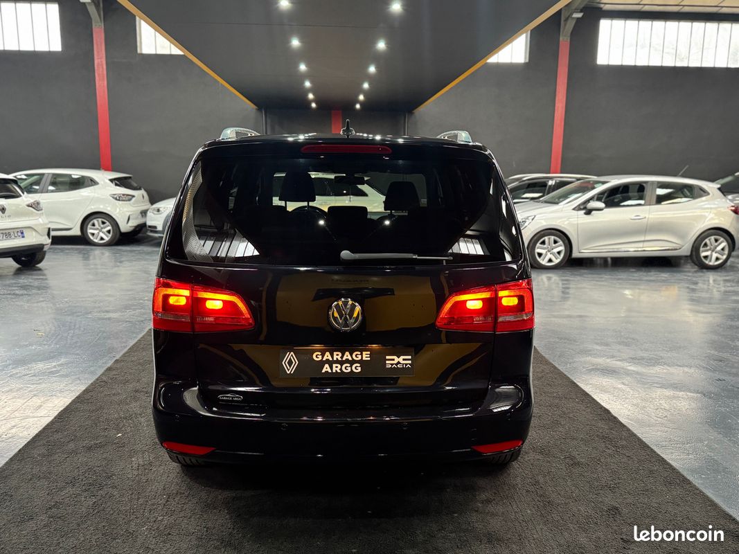 Volkswagen Touran 1.6 TDi 105 CV BVA DSG7 GARANTIE 12 Mois GPS ct -6 MOIS tres propre DISTRIB OK BVA (image 5)