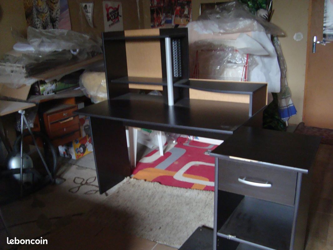 Bureau d'etudiant (image 2)