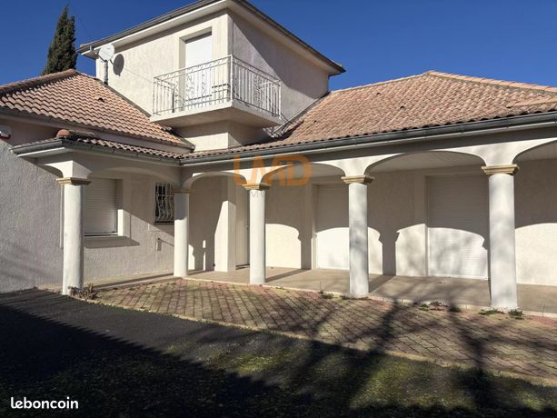Villa 5 pièces 165 m²