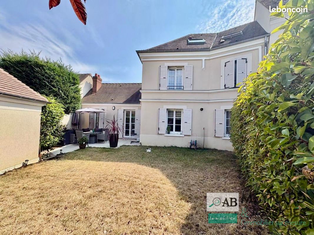 Maison 6 pièces 133 m² · à Magny-le-Hongre · 133 m² · 569 000 €